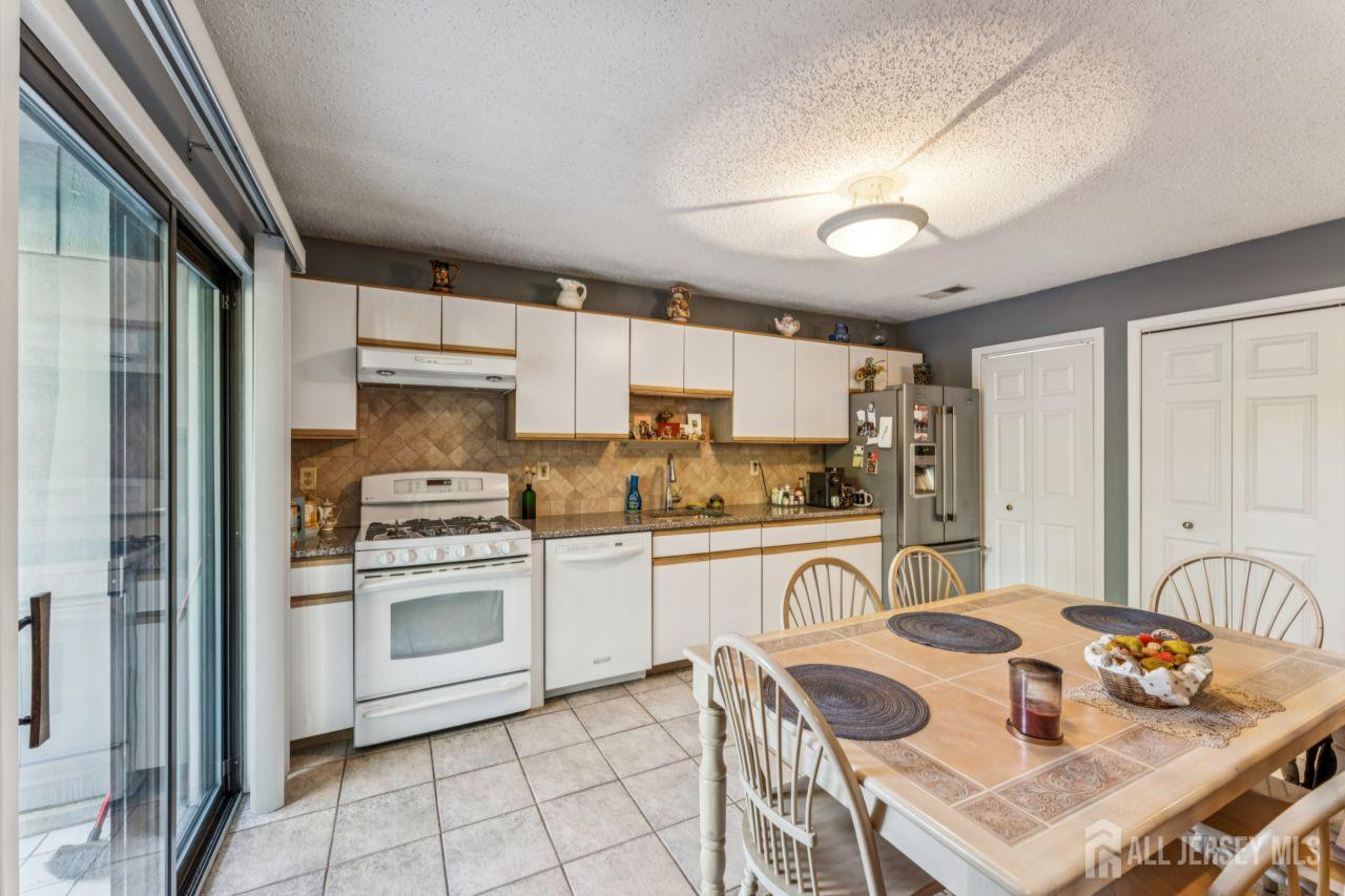 75 Linda, Edison, NJ, 08820