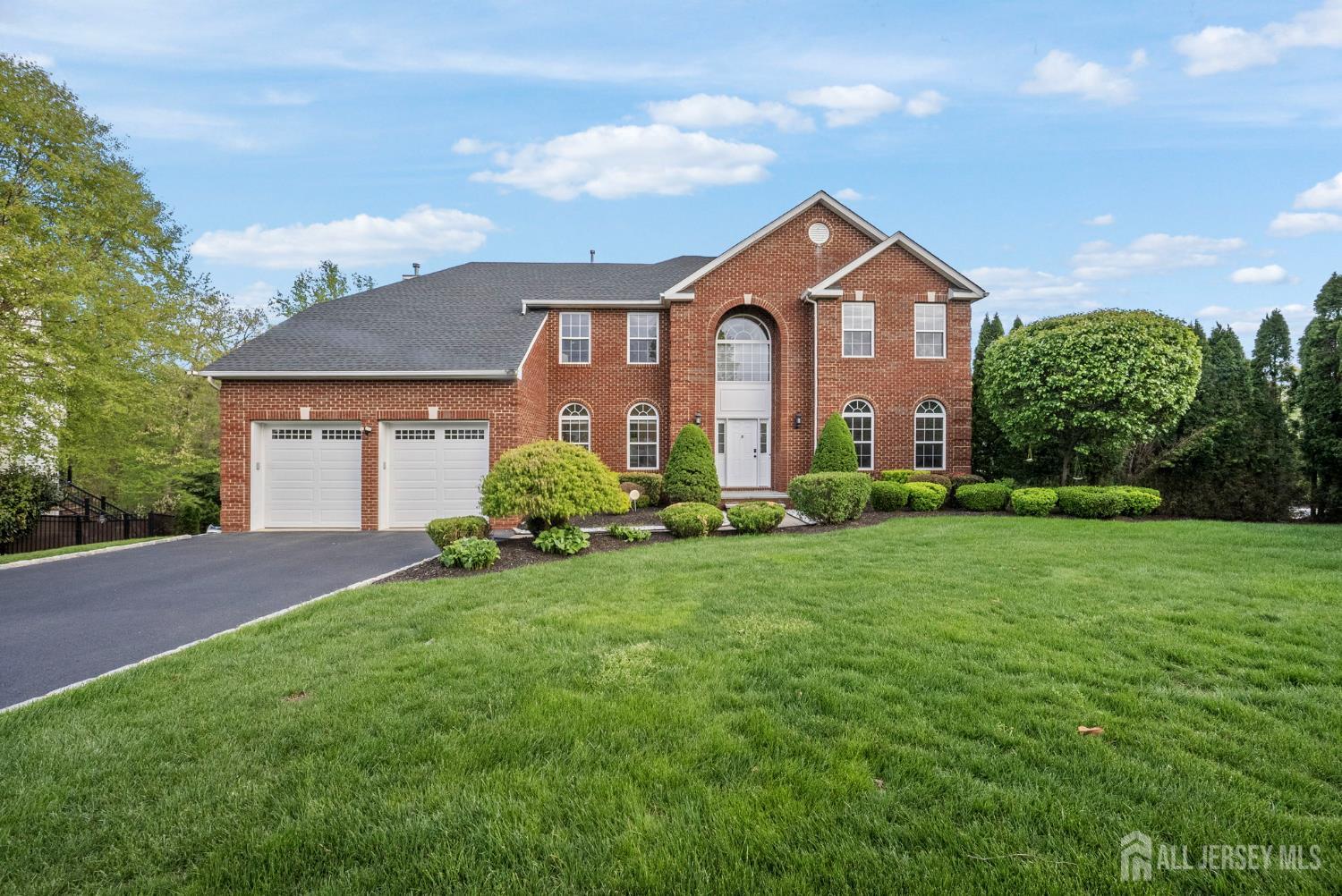 4 Cook Court, Millstone, NJ, 08535