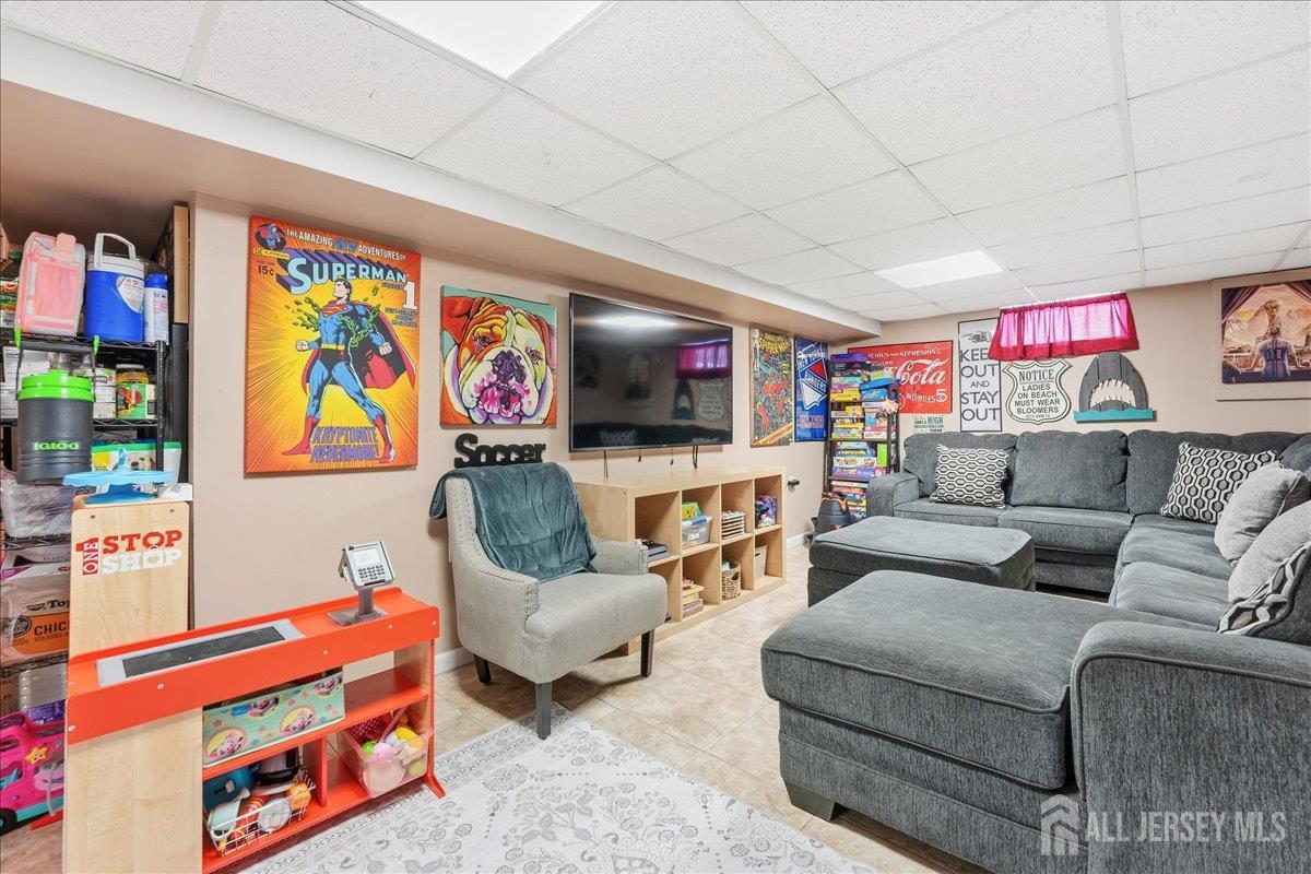 17 Clembil, Hopelawn, NJ, 08861