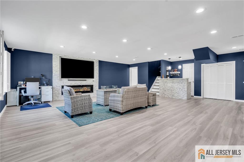 48 Begonia, Monroe, NJ, 08831