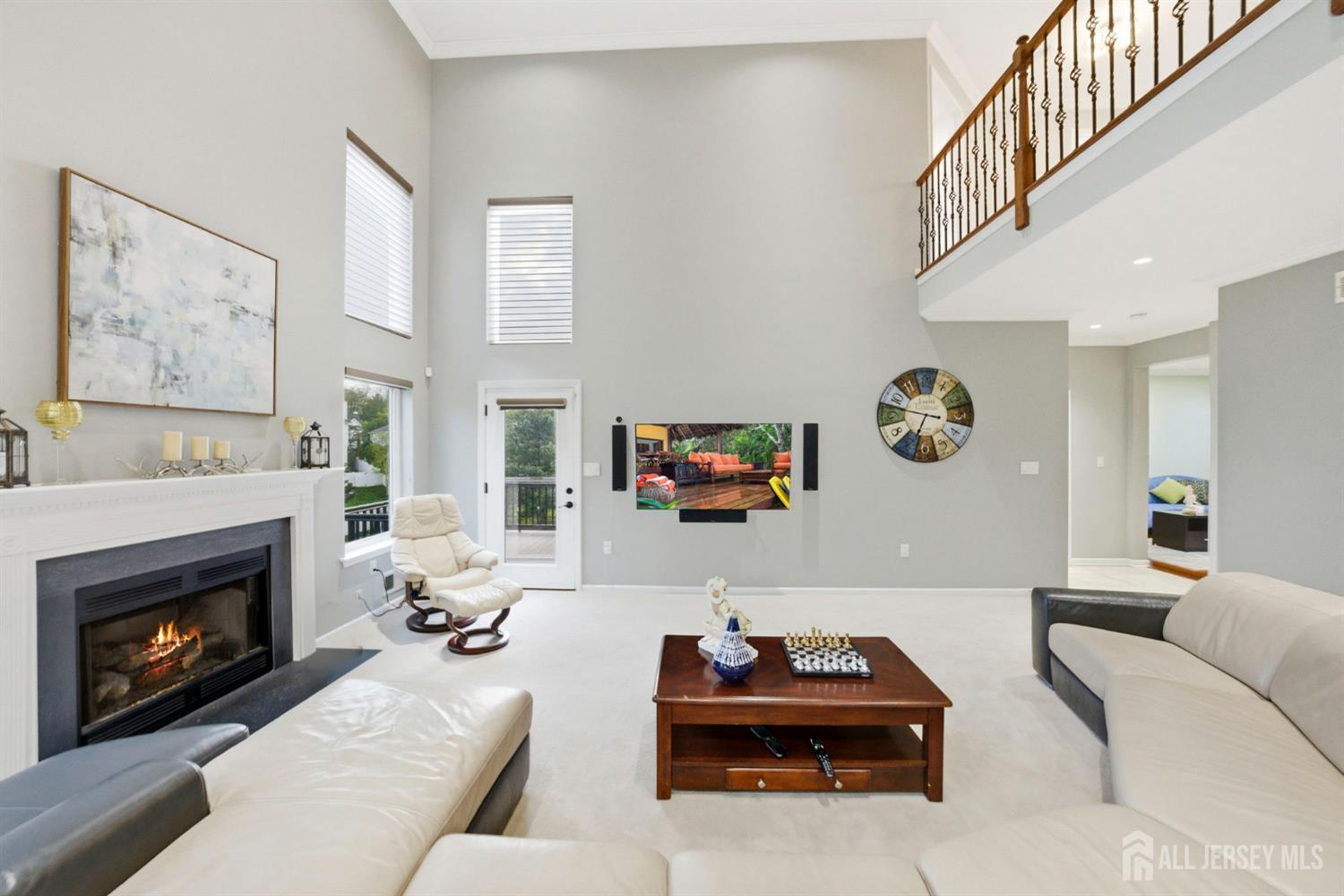 5 Robert, Monroe, NJ, 08831