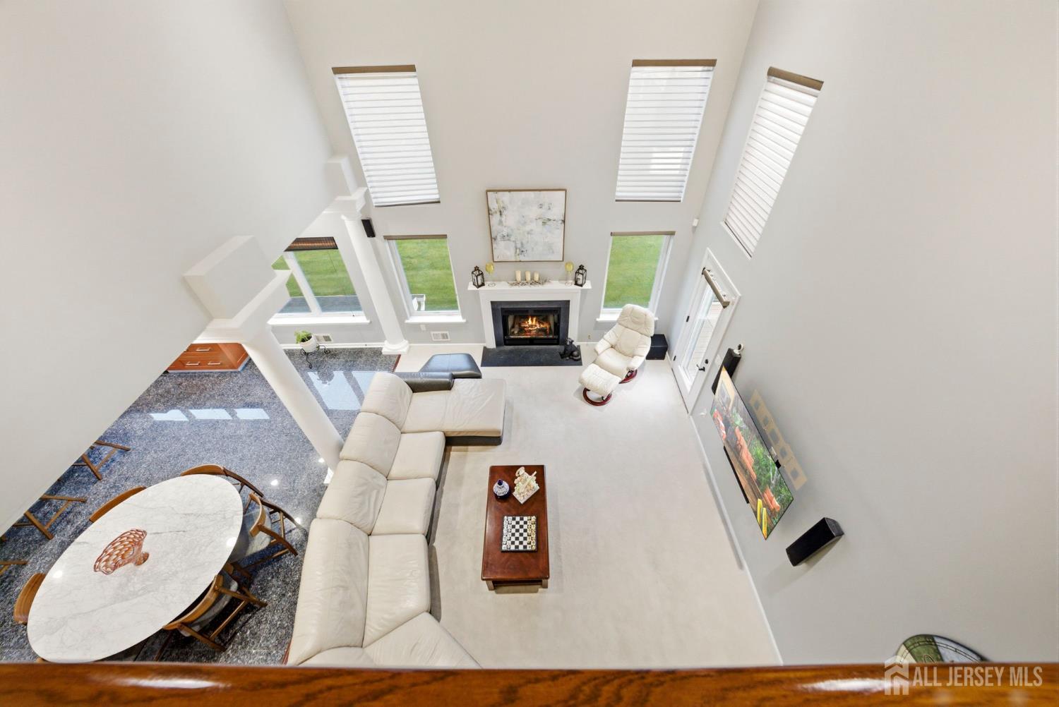 5 Robert, Monroe, NJ, 08831