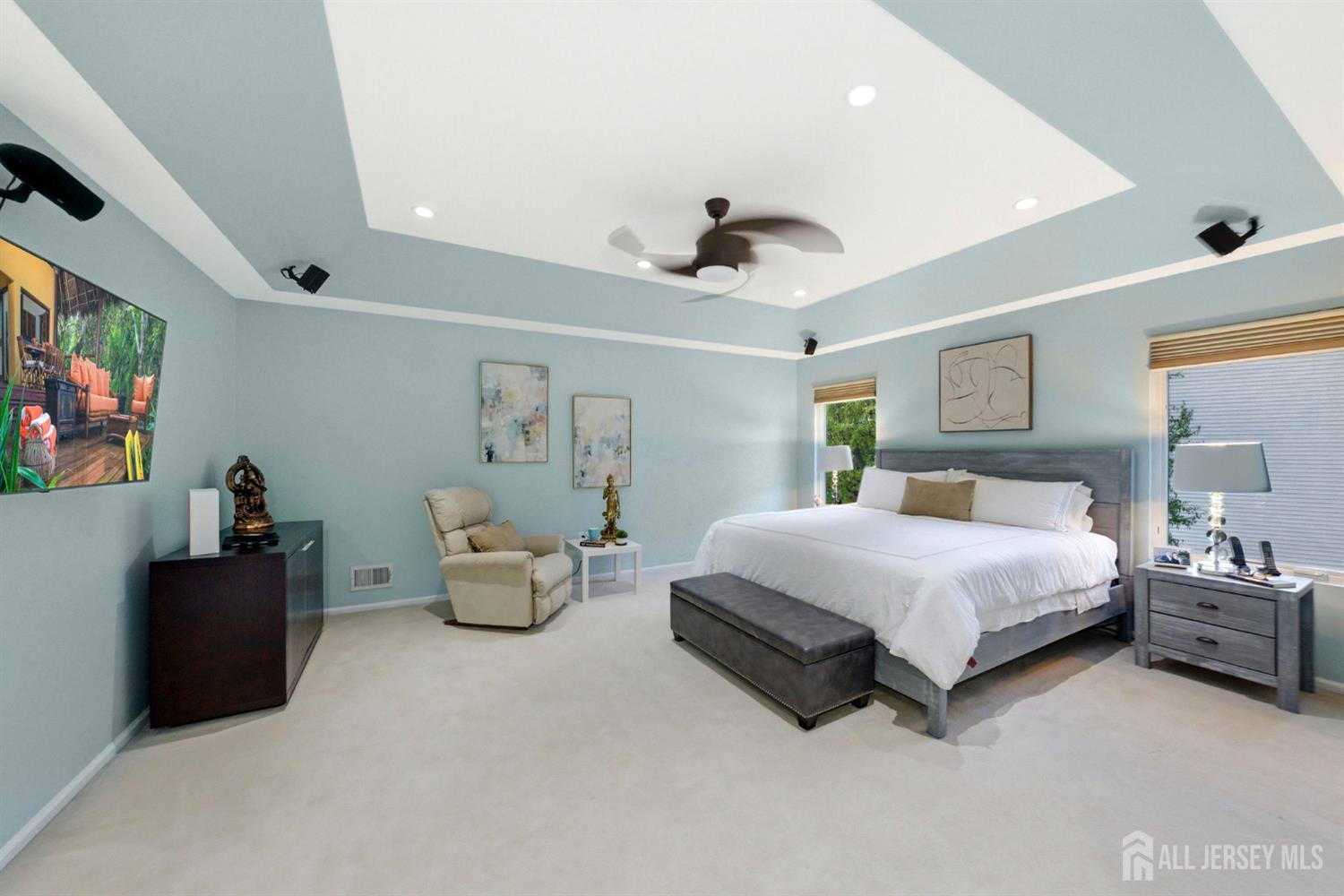 5 Robert, Monroe, NJ, 08831