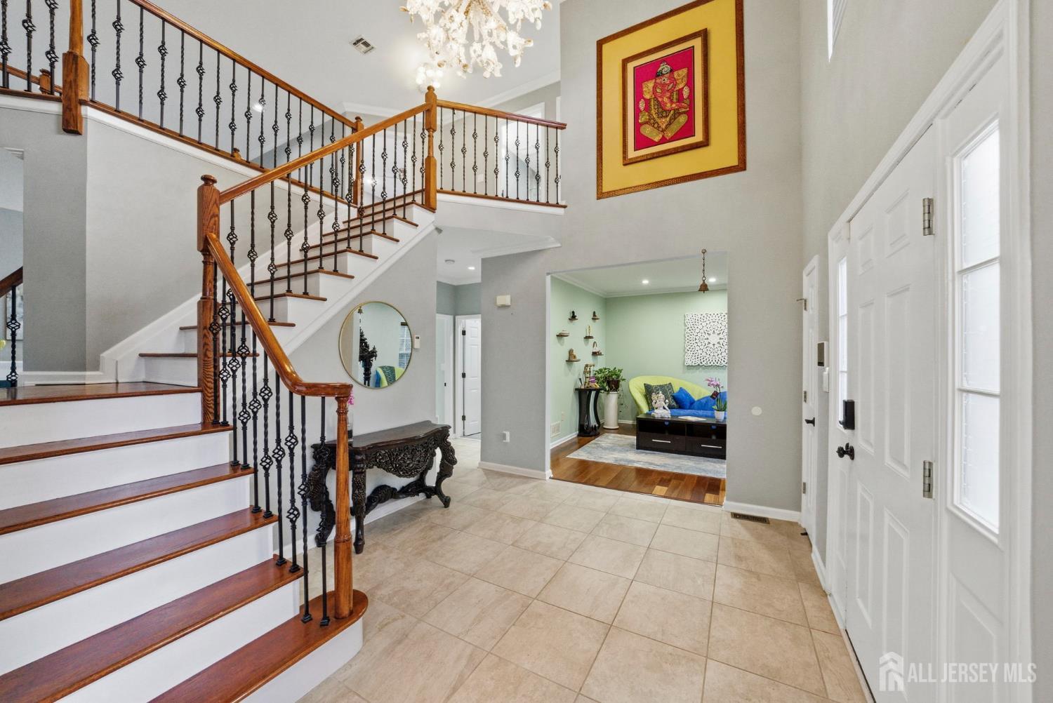 5 Robert, Monroe, NJ, 08831