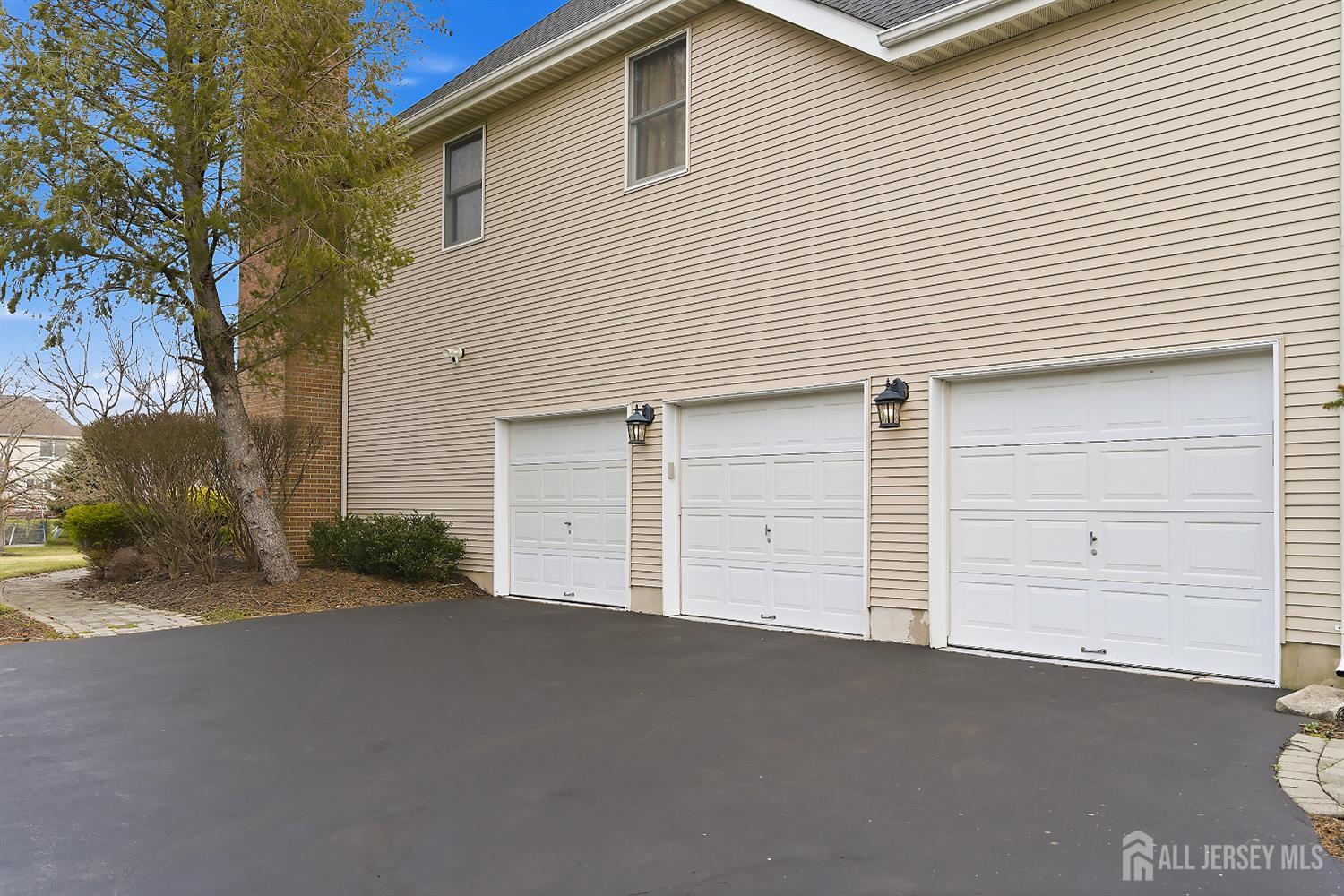 14 E Barnyard, Plainsboro, NJ, 08536