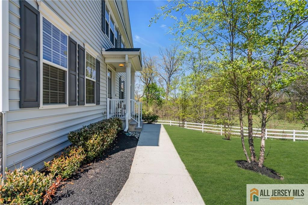 48 Begonia, Monroe, NJ, 08831