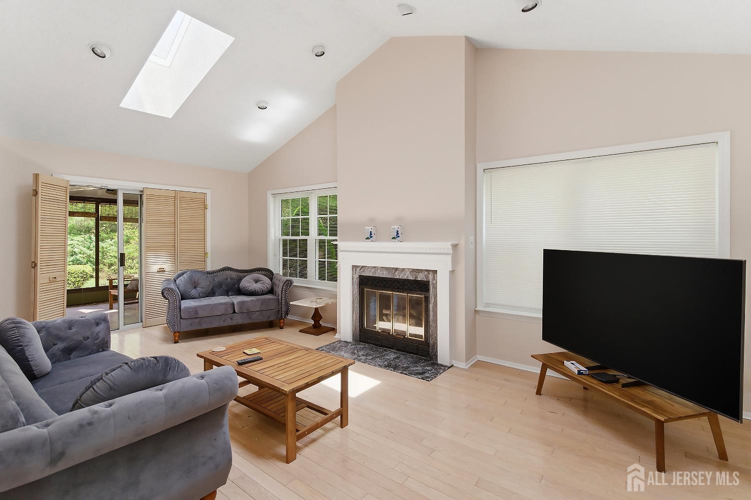 19 Ingram, Monroe, NJ, 08831