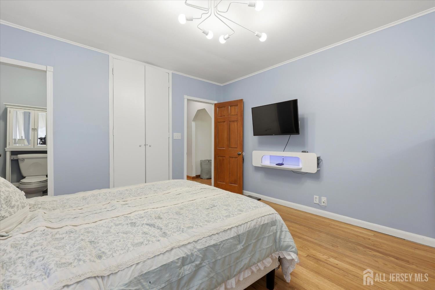 43 Sterling, Franklin Twsp, NJ, 08540