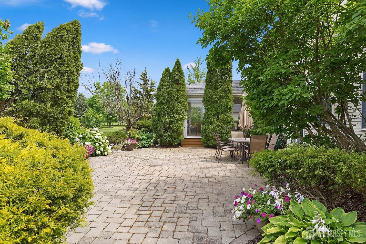 14 E Barnyard, Plainsboro, NJ, 08536