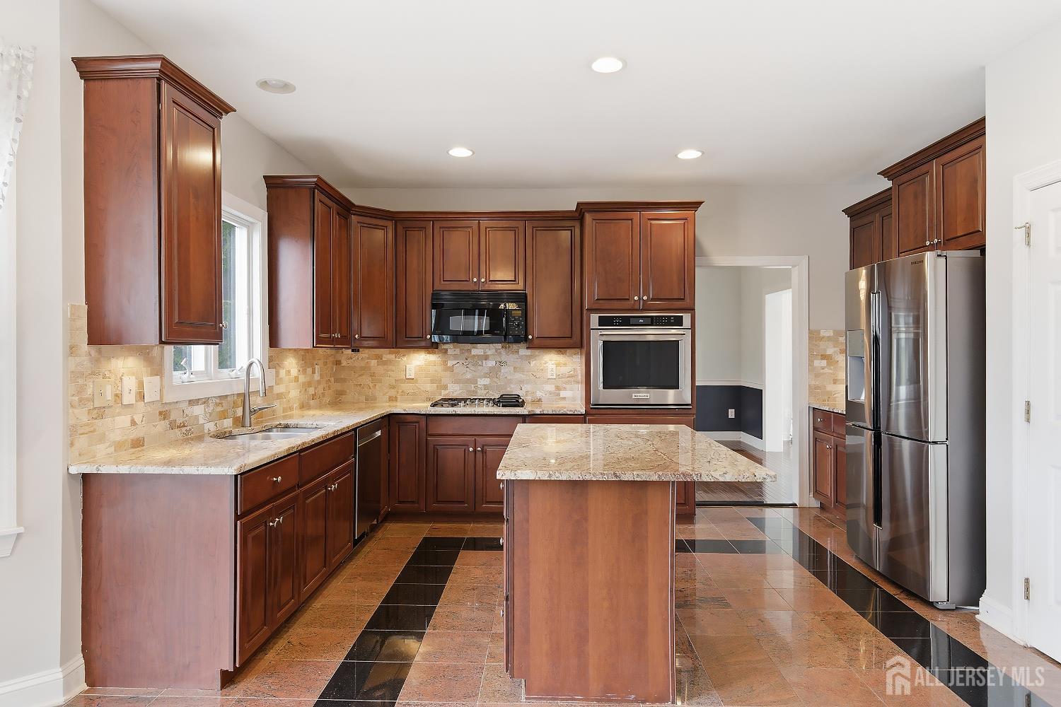 14 E Barnyard, Plainsboro, NJ, 08536