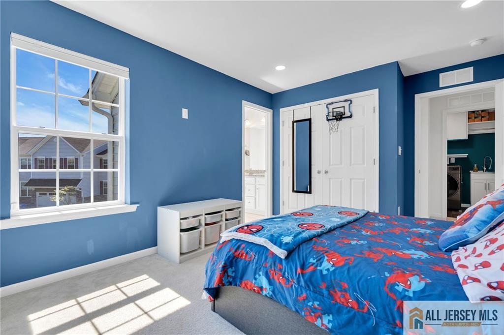 48 Begonia, Monroe, NJ, 08831