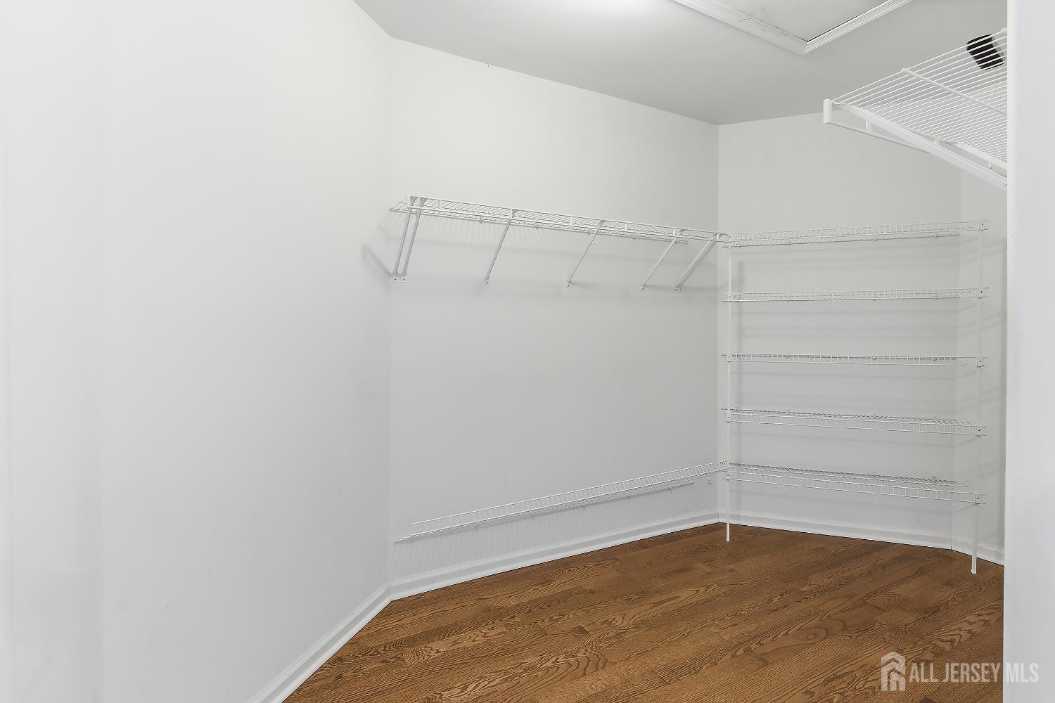 14 E Barnyard, Plainsboro, NJ, 08536