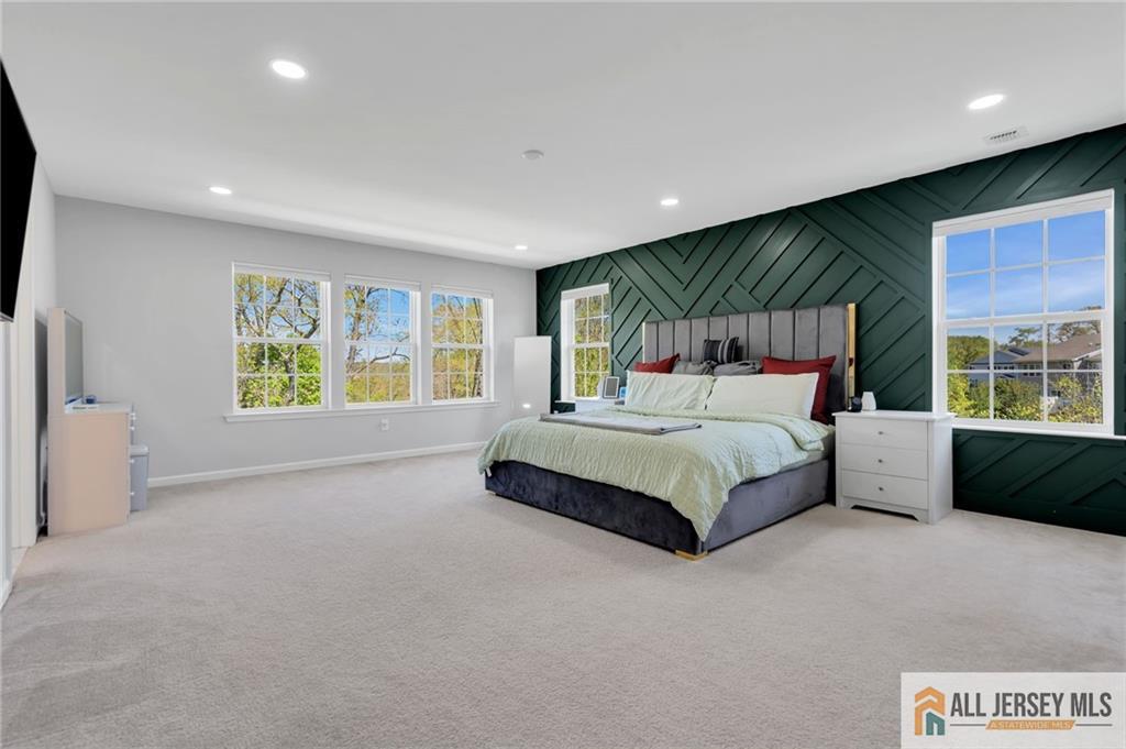 48 Begonia, Monroe, NJ, 08831