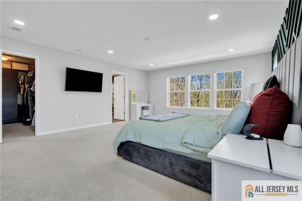 48 Begonia, Monroe, NJ, 08831