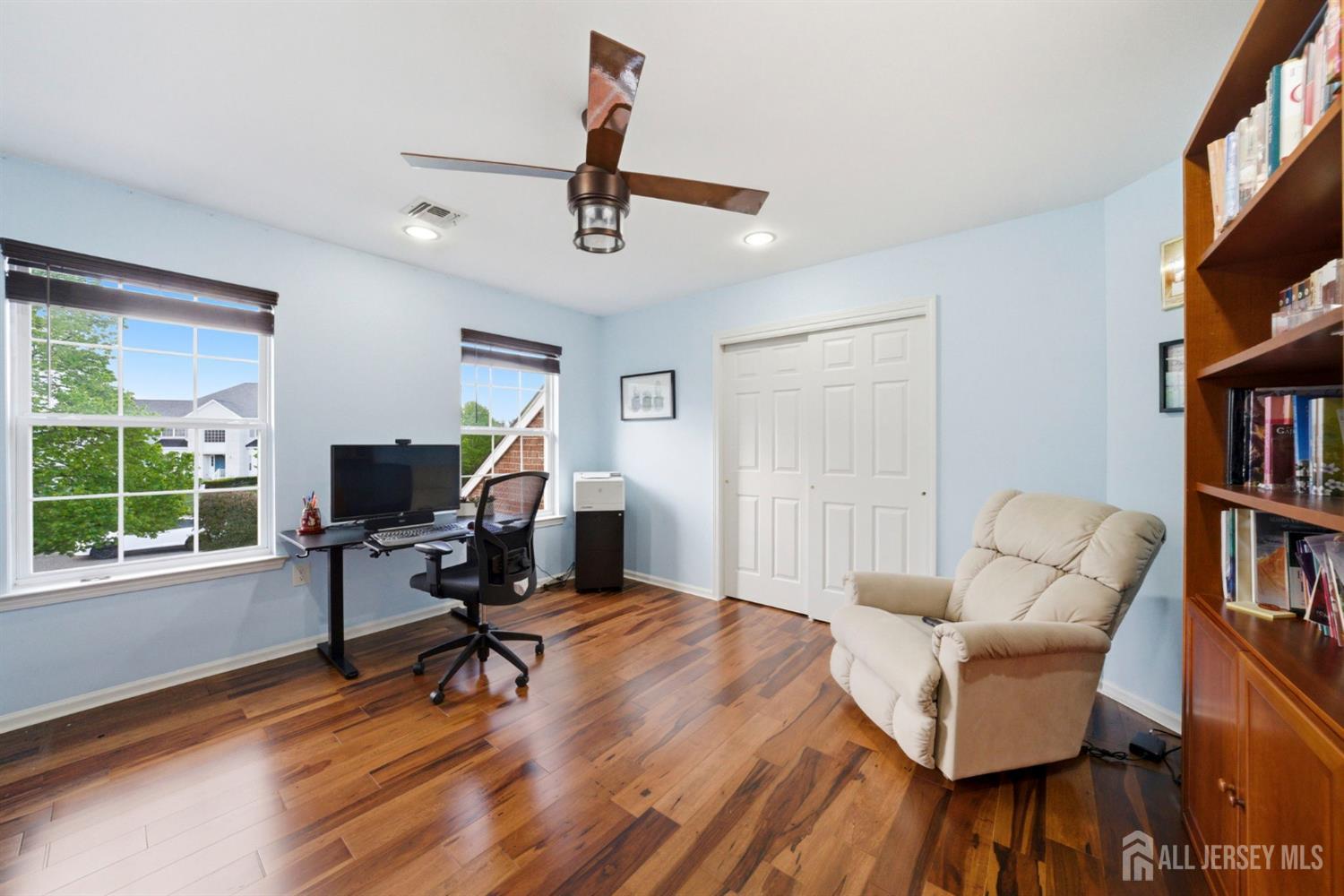 5 Robert, Monroe, NJ, 08831