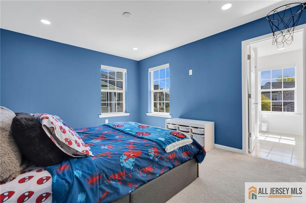 48 Begonia, Monroe, NJ, 08831