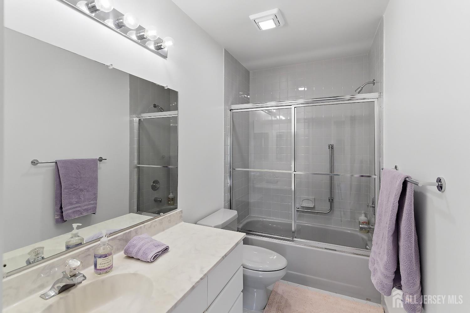 19 Ingram, Monroe, NJ, 08831