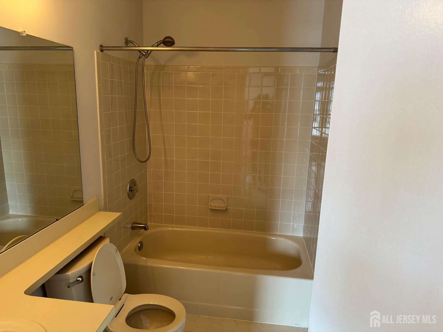 13 DARTMOUTH, North Brunswick, NJ, 08902