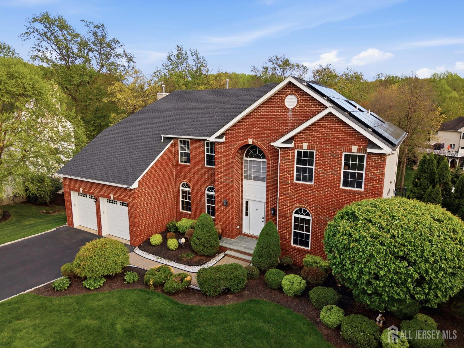 5 Robert, Monroe, NJ, 08831