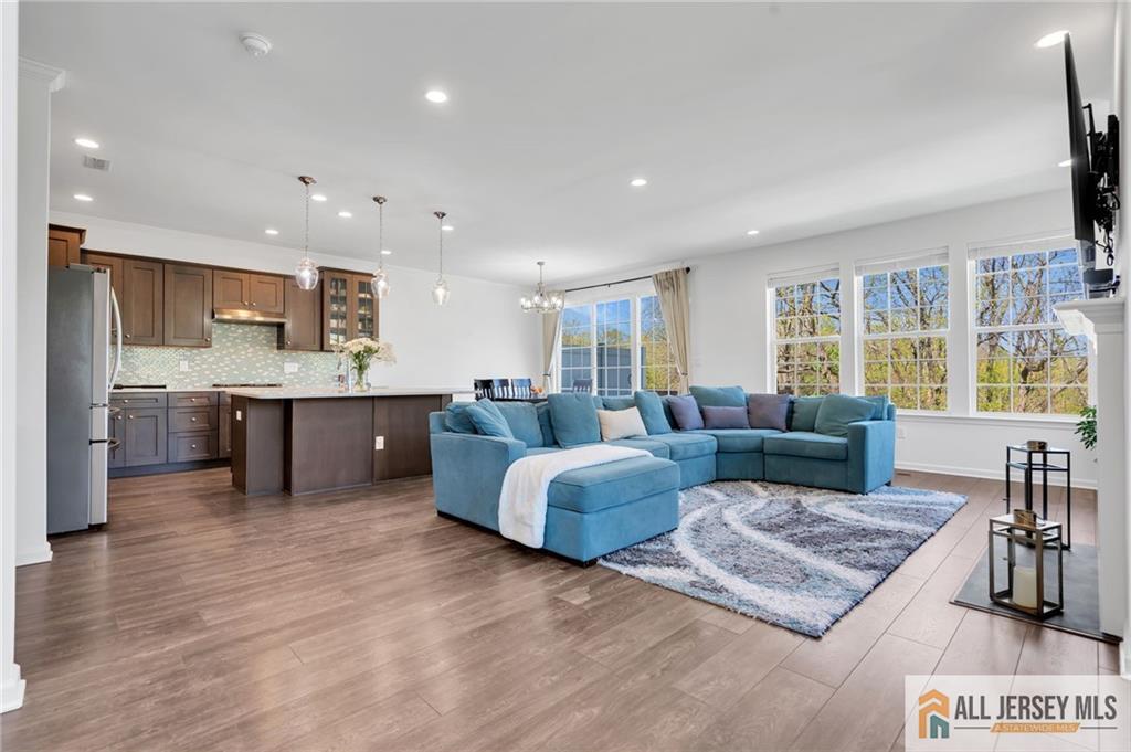 48 Begonia, Monroe, NJ, 08831