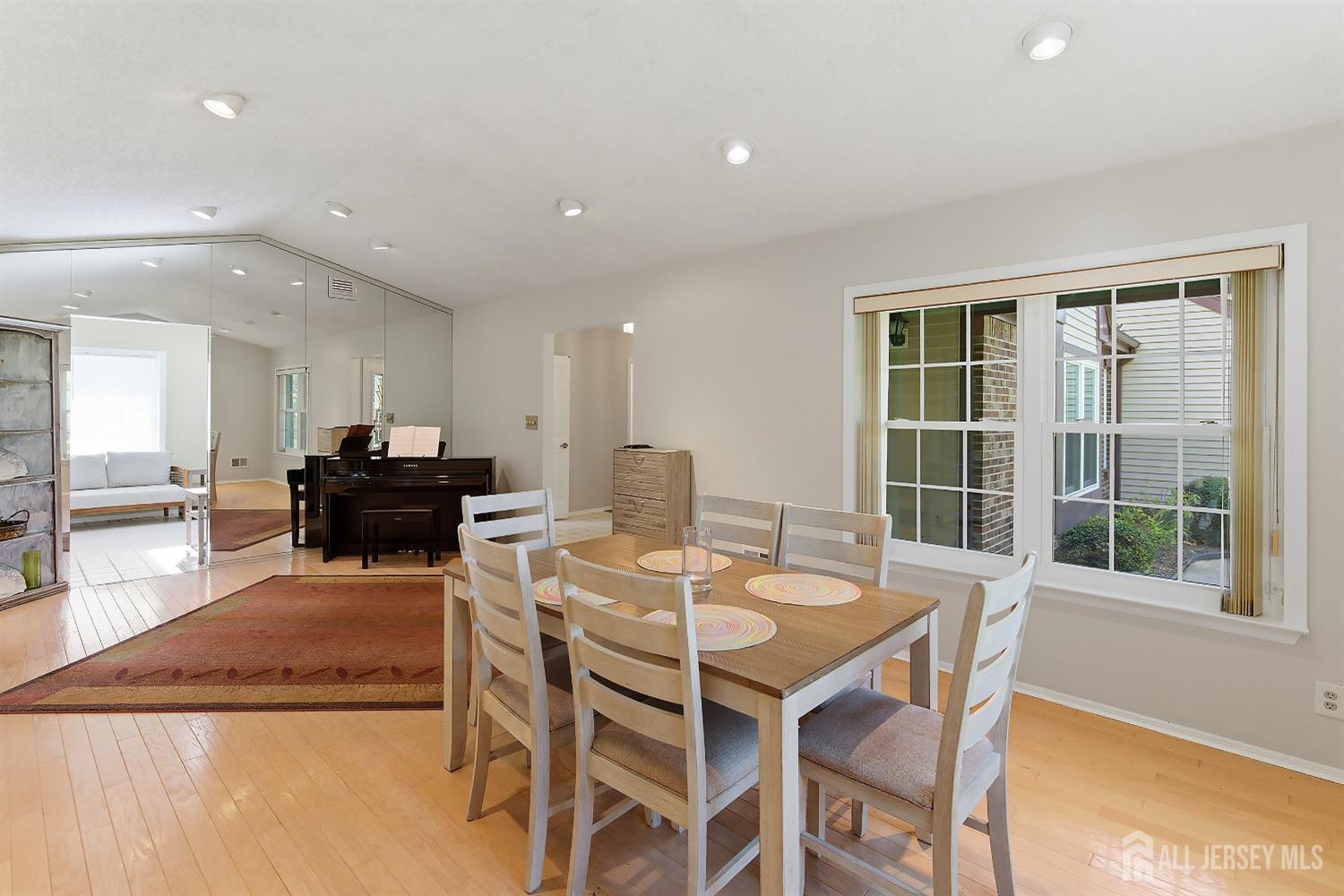 19 Ingram, Monroe, NJ, 08831