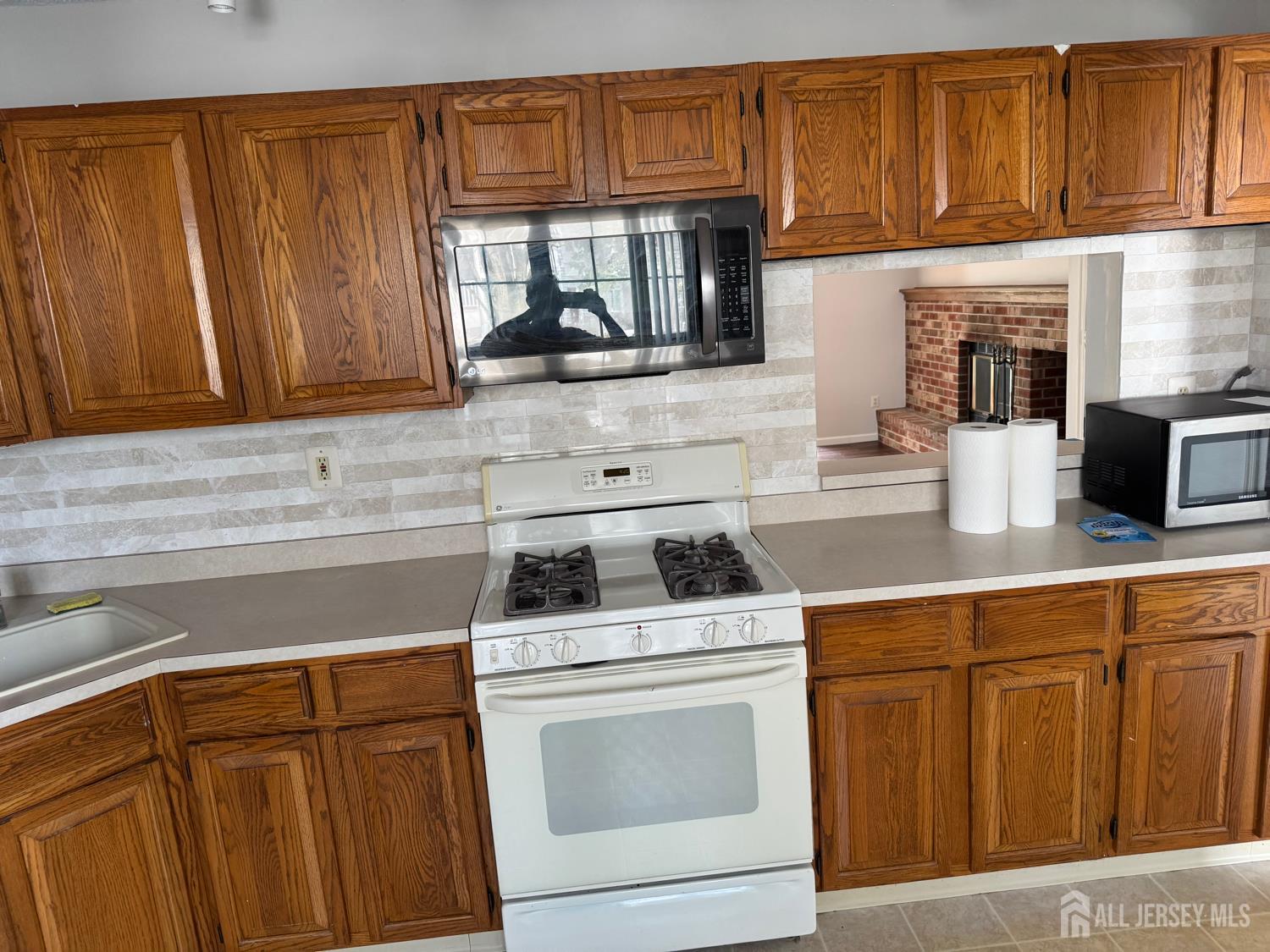 13 DARTMOUTH, North Brunswick, NJ, 08902