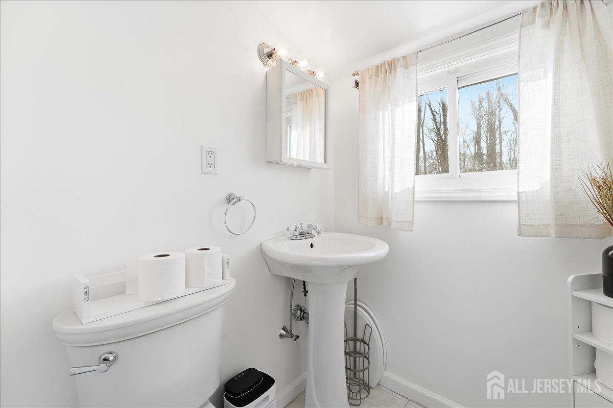 17 Clembil, Hopelawn, NJ, 08861