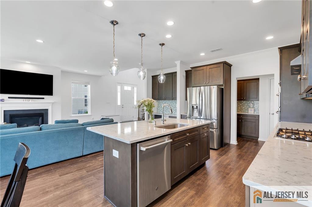 48 Begonia, Monroe, NJ, 08831