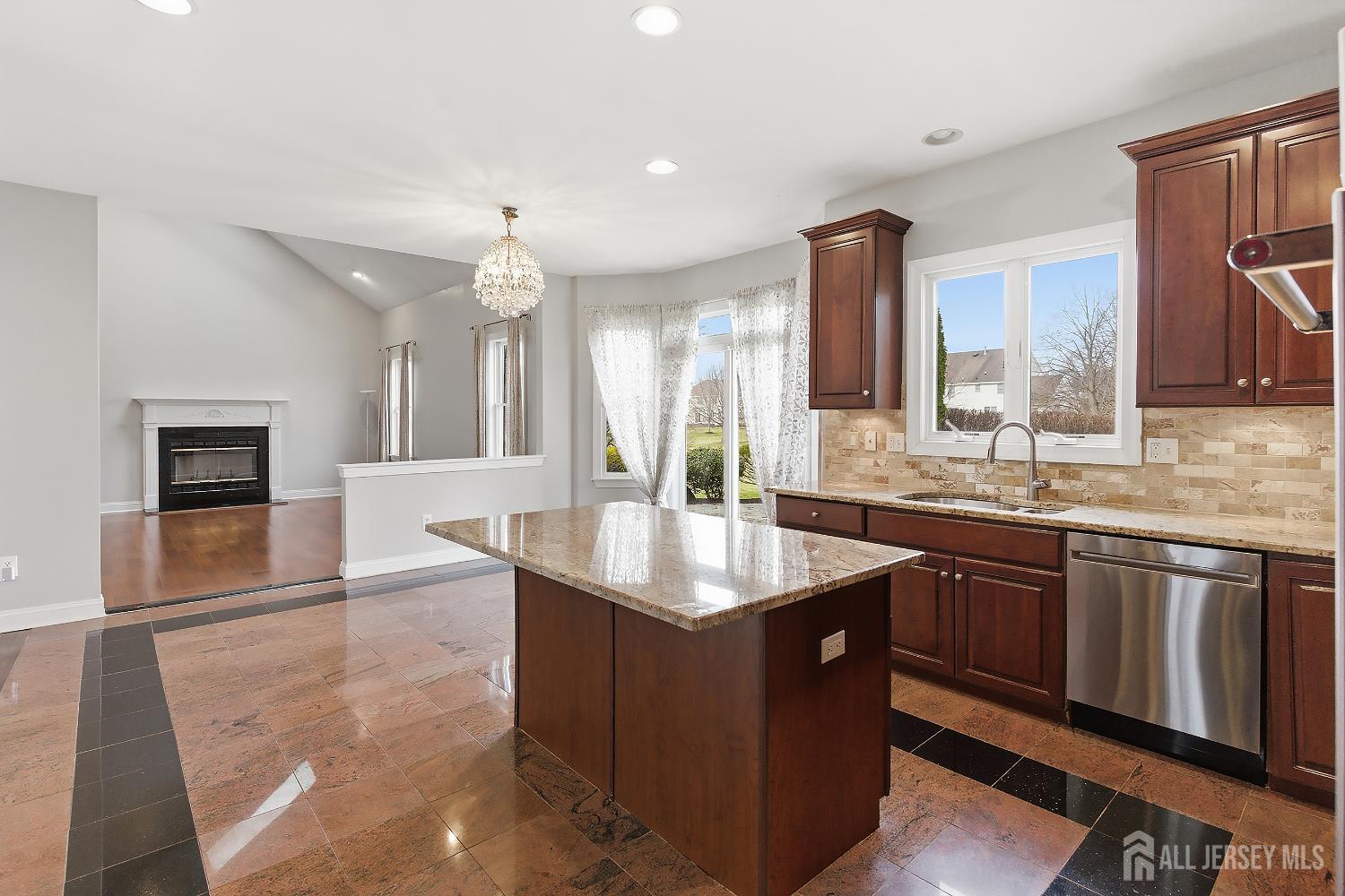 14 E Barnyard, Plainsboro, NJ, 08536