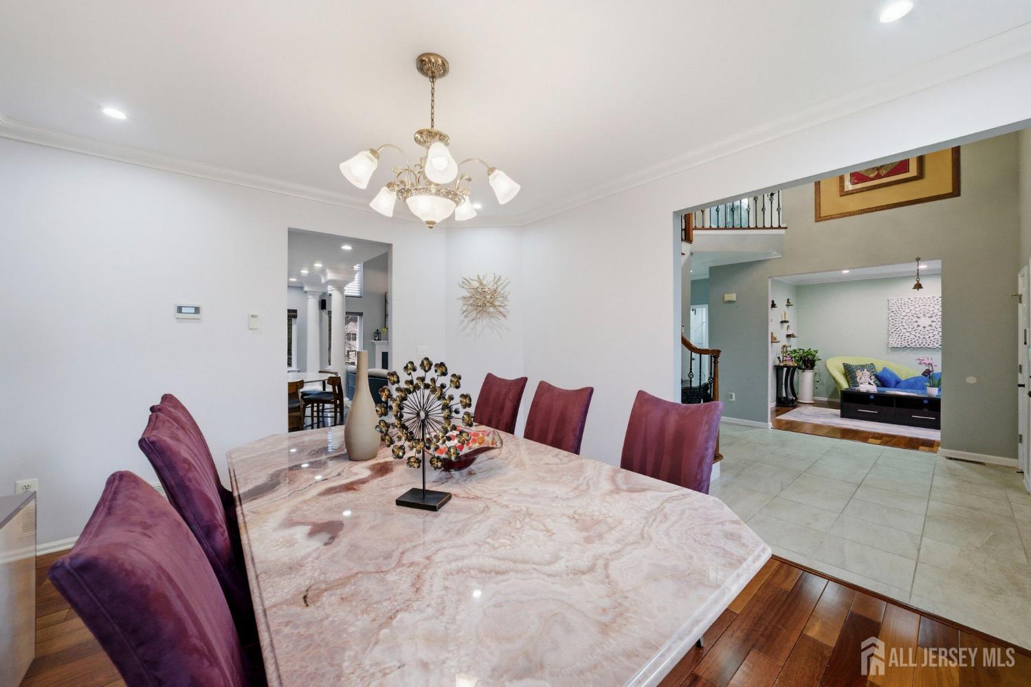 5 Robert, Monroe, NJ, 08831