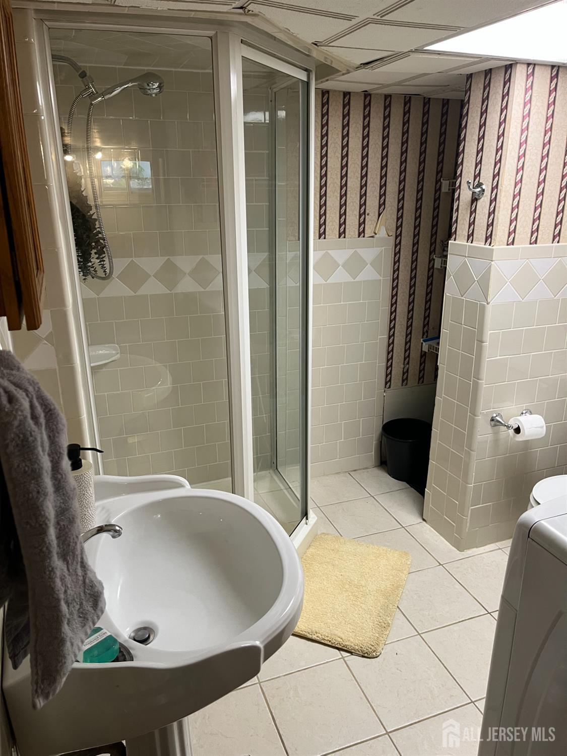 141 High, Woodbridge Proper, NJ, 07095