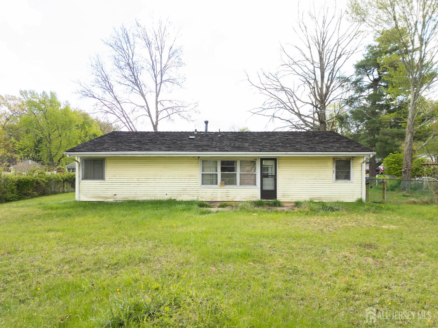 39 Richford, South Brunswick, NJ, 08824