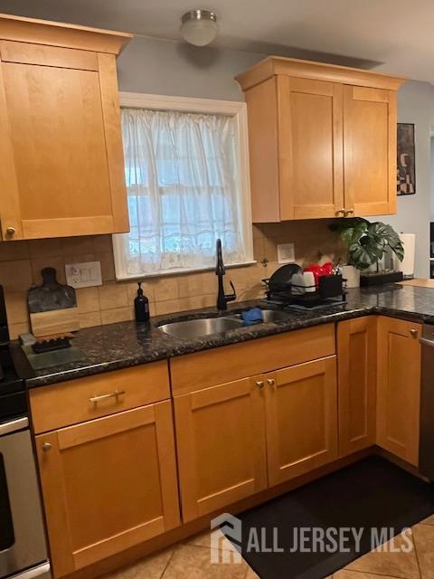 141 High, Woodbridge Proper, NJ, 07095