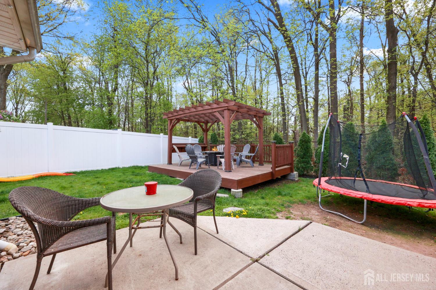 17 Clembil, Hopelawn, NJ, 08861