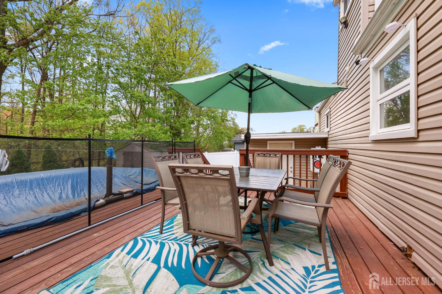 17 Clembil, Hopelawn, NJ, 08861