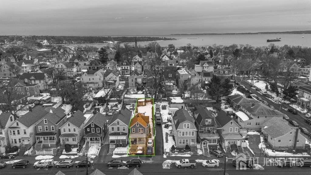 180 State, Perth Amboy, NJ, 08861