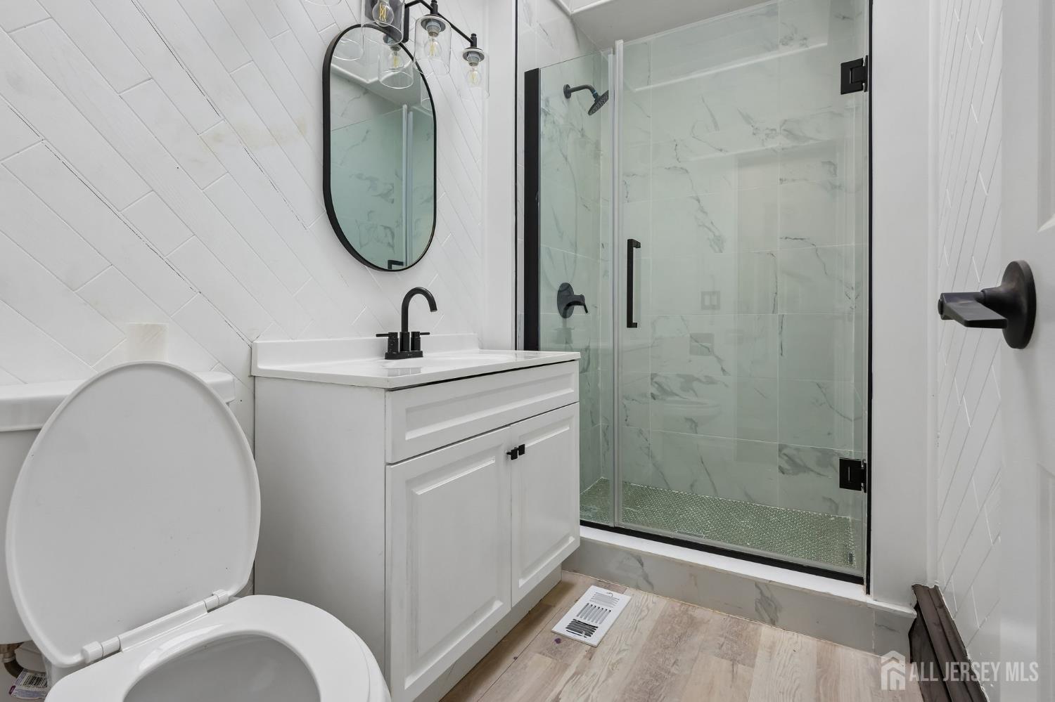 2 Westbury, Iselin, VI, 00830