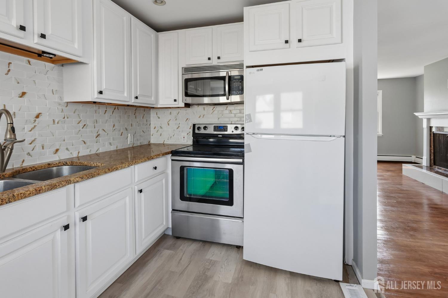 2 Westbury, Iselin, VI, 00830