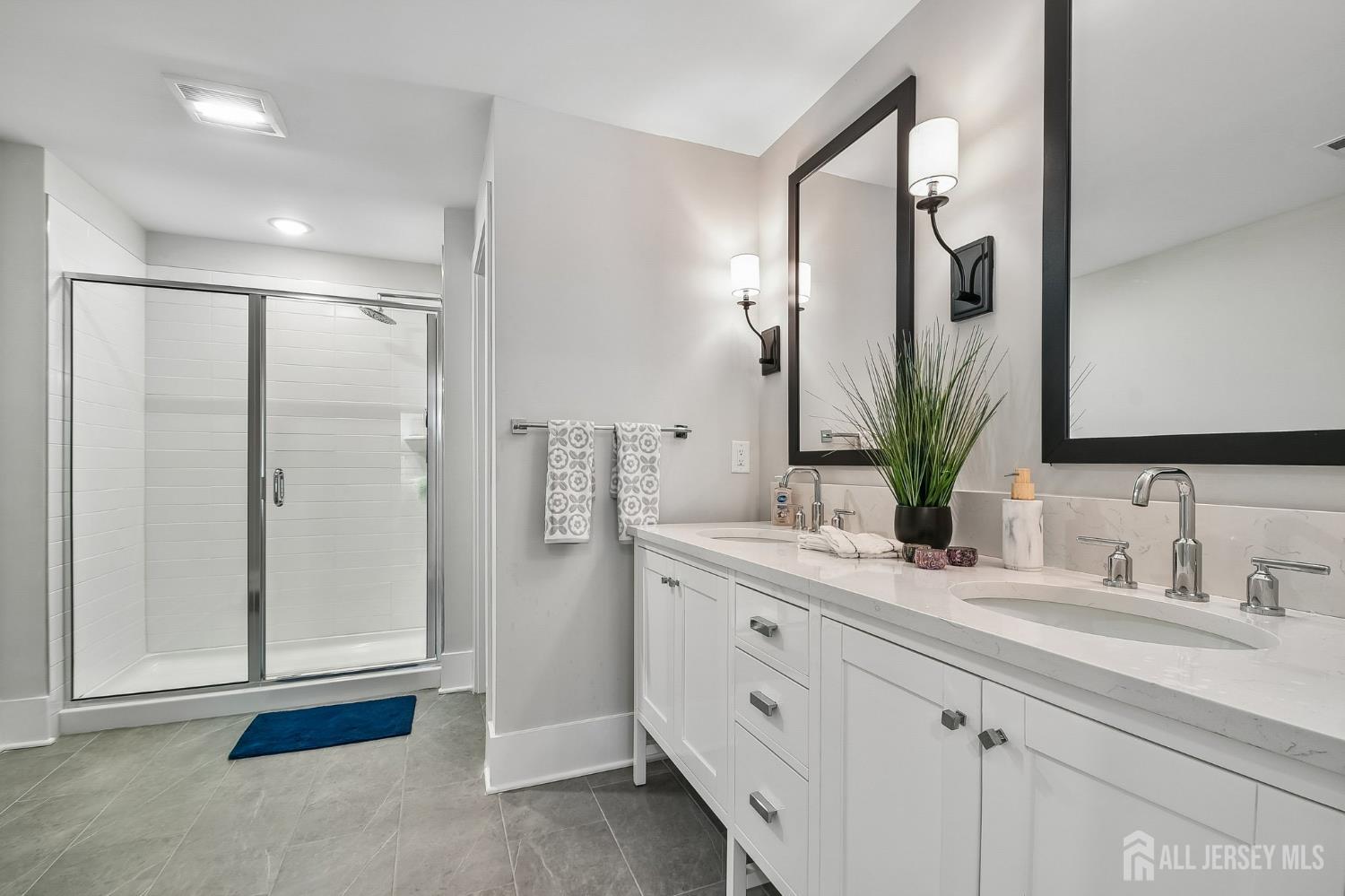 723 Station, Middlesex, NJ, 08812