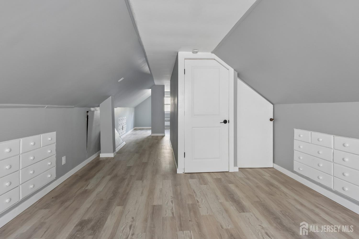 2 Westbury, Iselin, VI, 00830