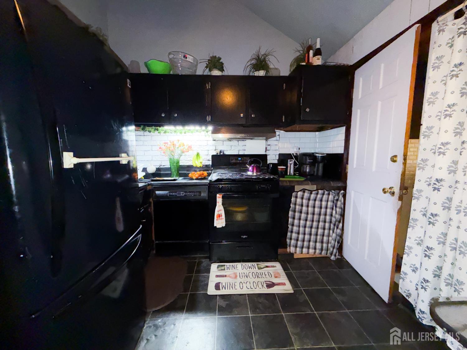 772 Shannon, Perth Amboy, NJ, 08861