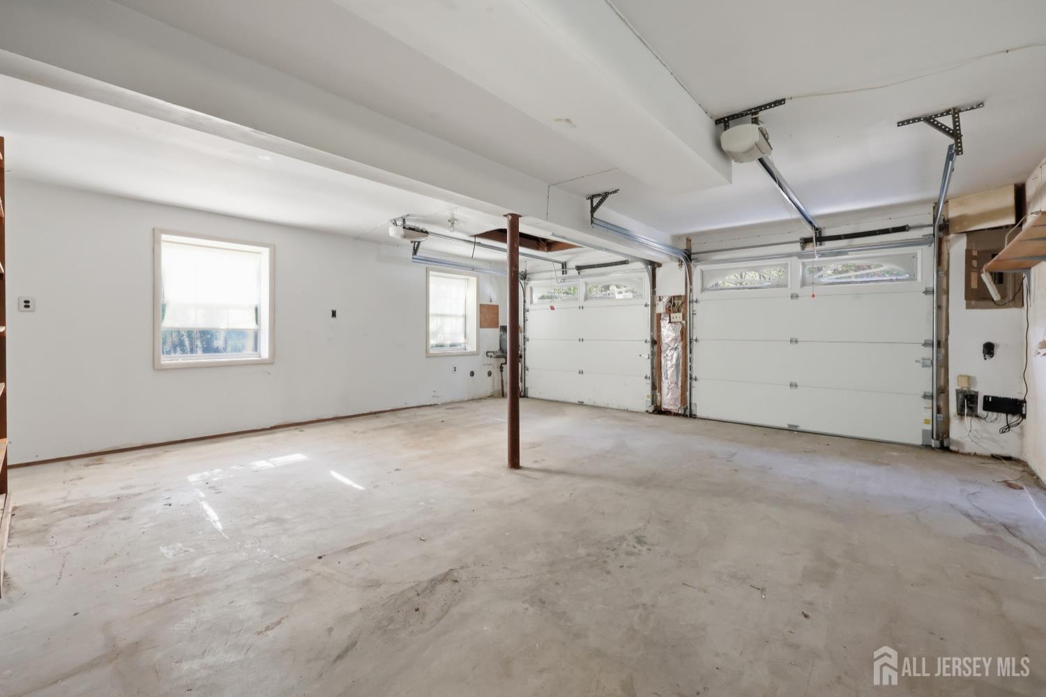 4 Walnut, Monroe, NJ, 08831