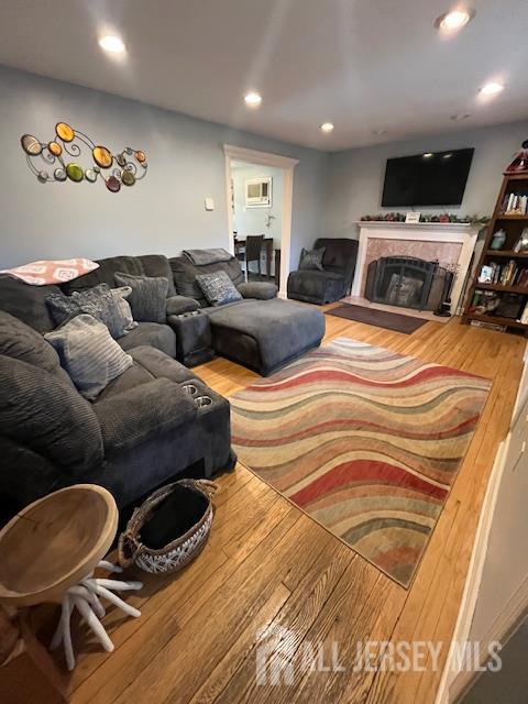 141 High, Woodbridge Proper, NJ, 07095