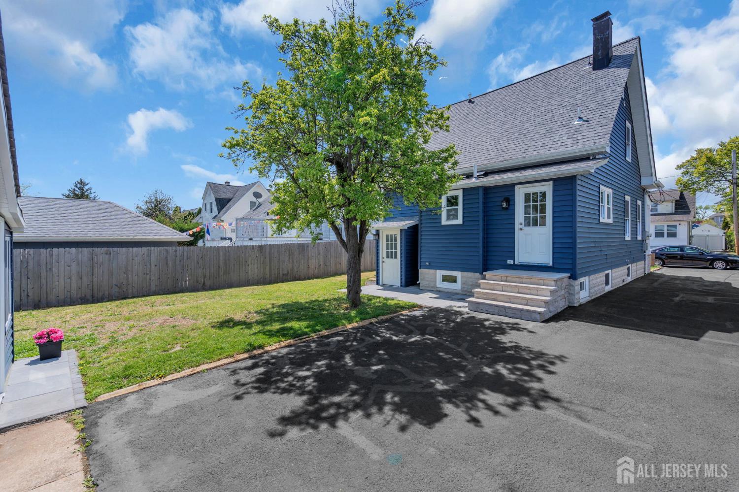 21 Market, Edison, NJ, 08817