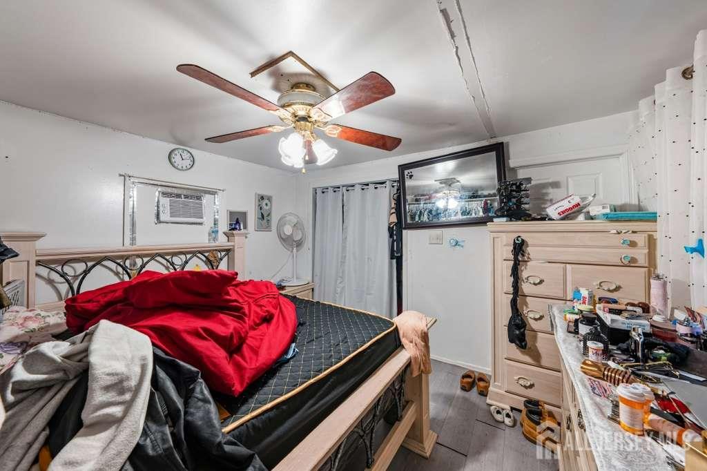 180 State, Perth Amboy, NJ, 08861