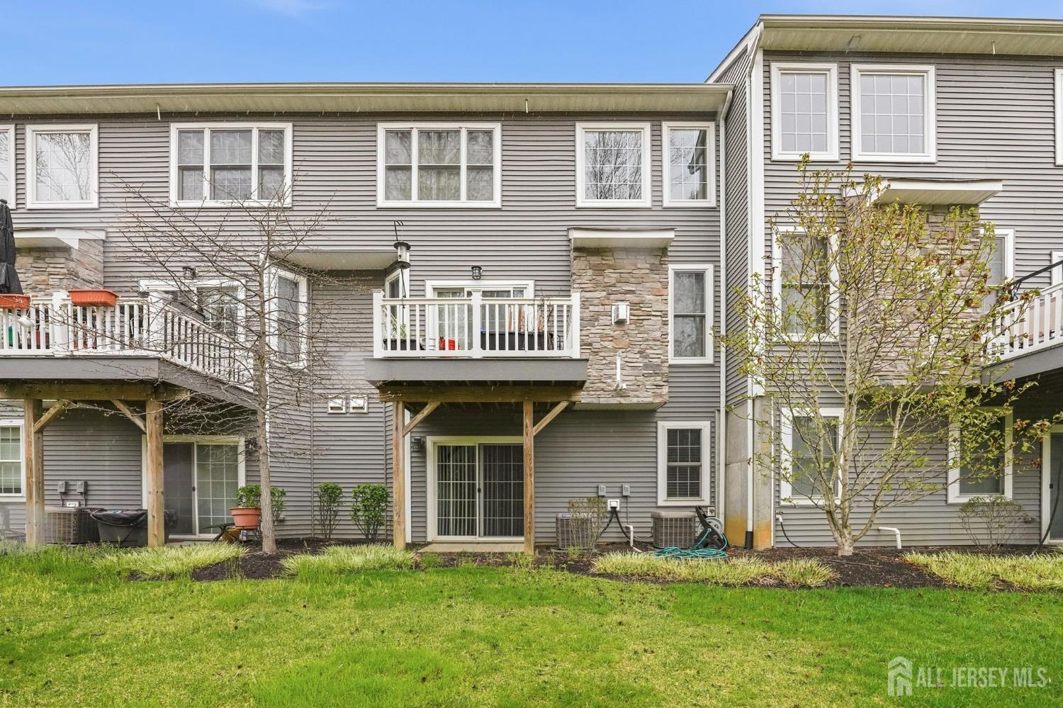 3 Horan, Old Bridge, NJ, 08857