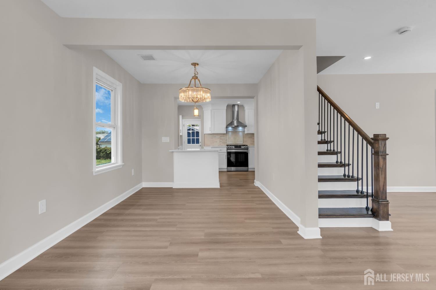 21 Market, Edison, NJ, 08817