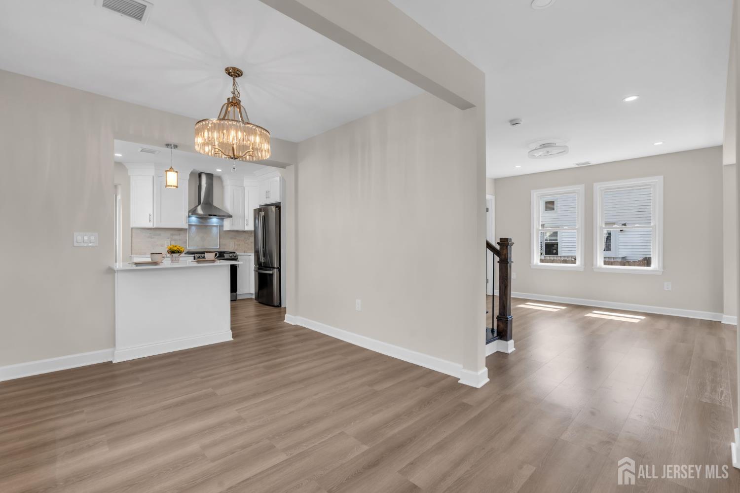 21 Market, Edison, NJ, 08817