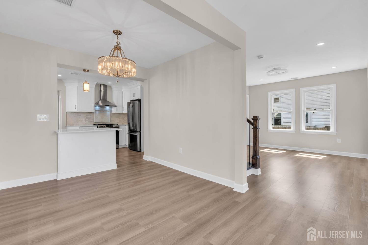 21 Market, Edison, NJ, 08817