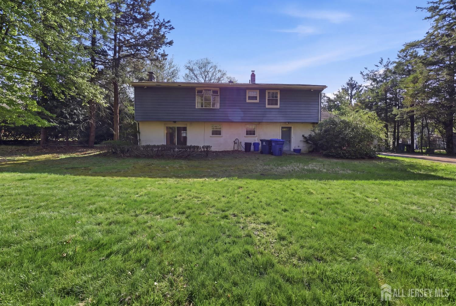 4 Walnut, Monroe, NJ, 08831